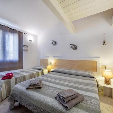B&B Rotta Per Tavolara Porto San Paolo  Ngoại thất bức ảnh