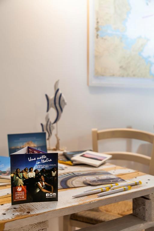B&B Rotta Per Tavolara Porto San Paolo  Ngoại thất bức ảnh