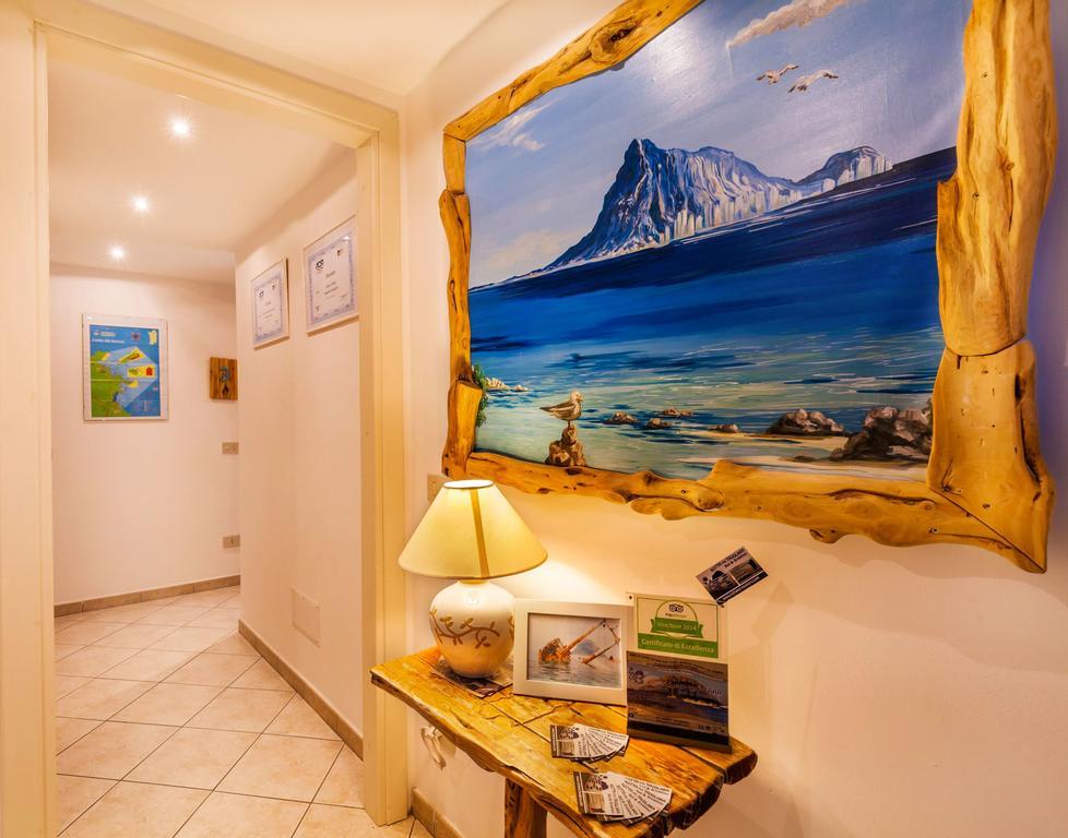 B&B Rotta Per Tavolara Porto San Paolo  Ngoại thất bức ảnh