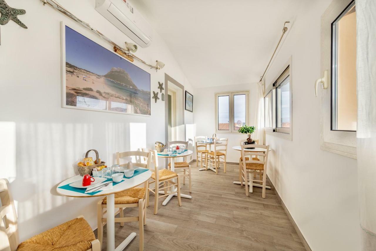 B&B Rotta Per Tavolara Porto San Paolo  Ngoại thất bức ảnh