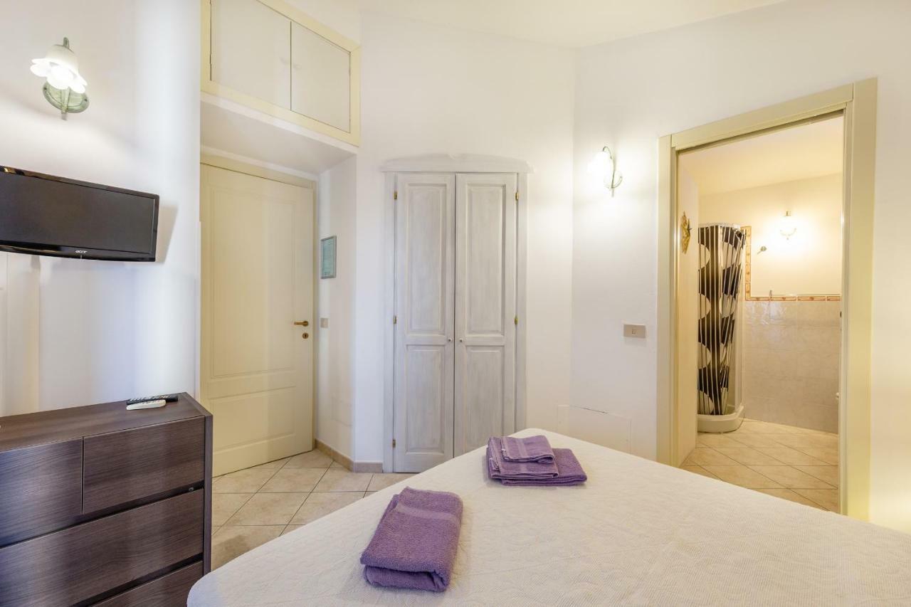 B&B Rotta Per Tavolara Porto San Paolo  Ngoại thất bức ảnh
